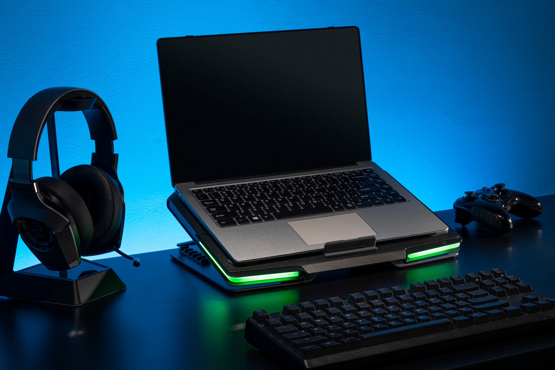 Підставка для охолодження ноутбука GamePro (CP1540)