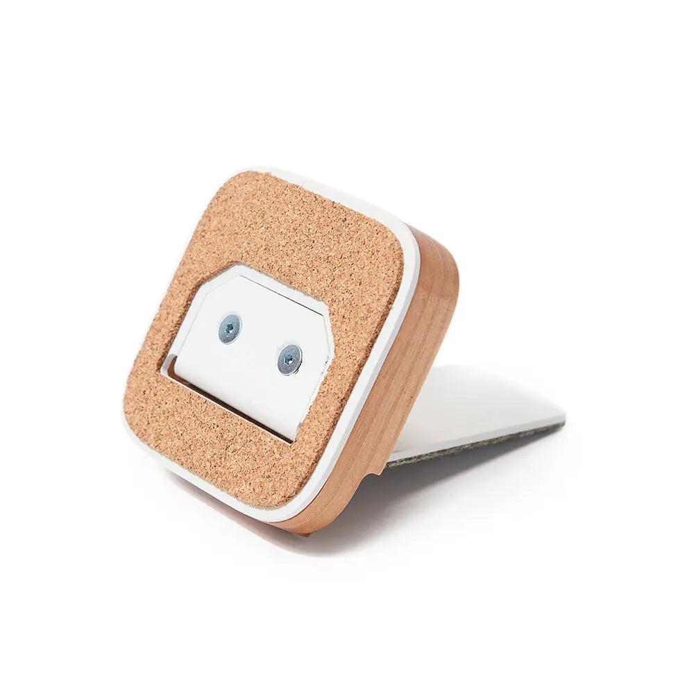 Деревʼяна підставка для телефону PH:ST