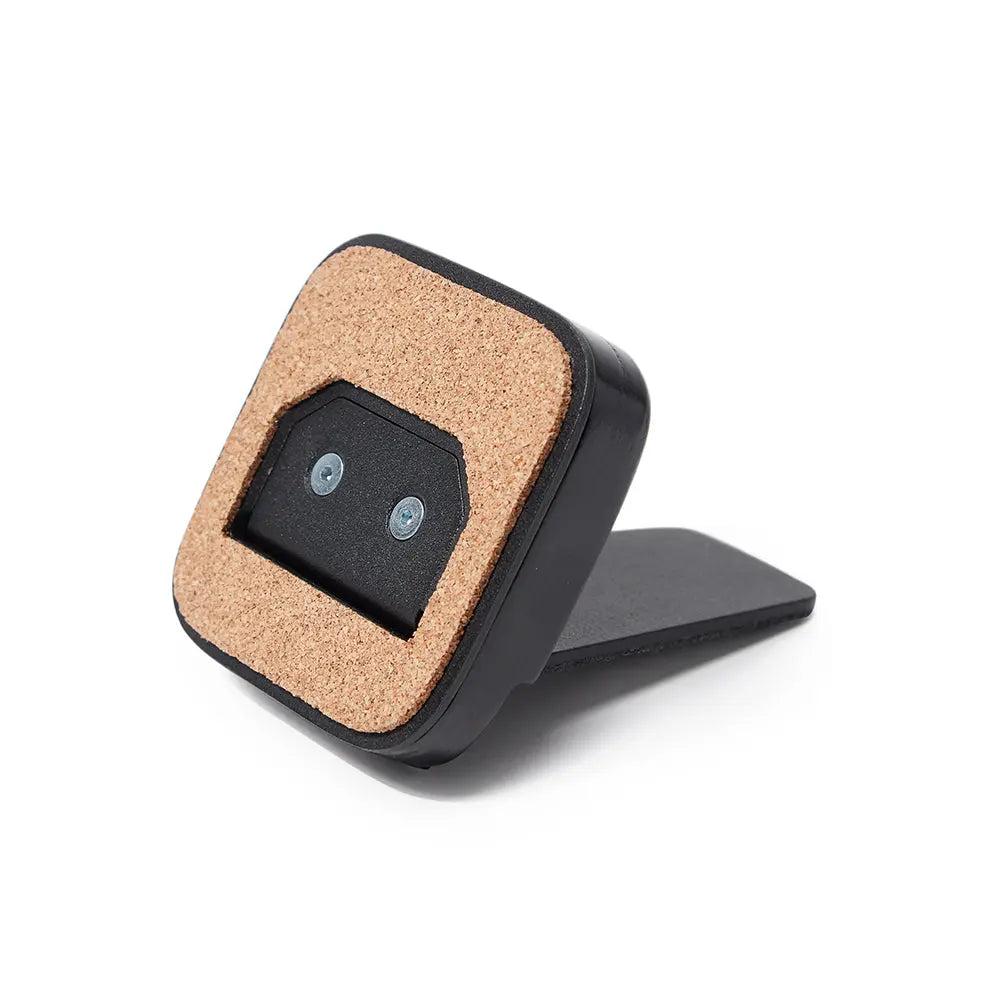 Деревʼяна підставка для телефону PH:ST