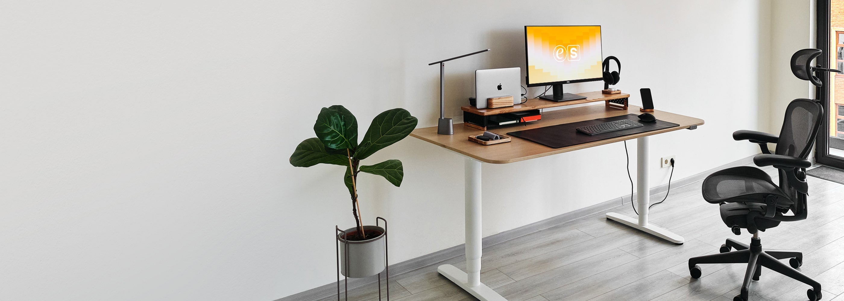 Робочі столи