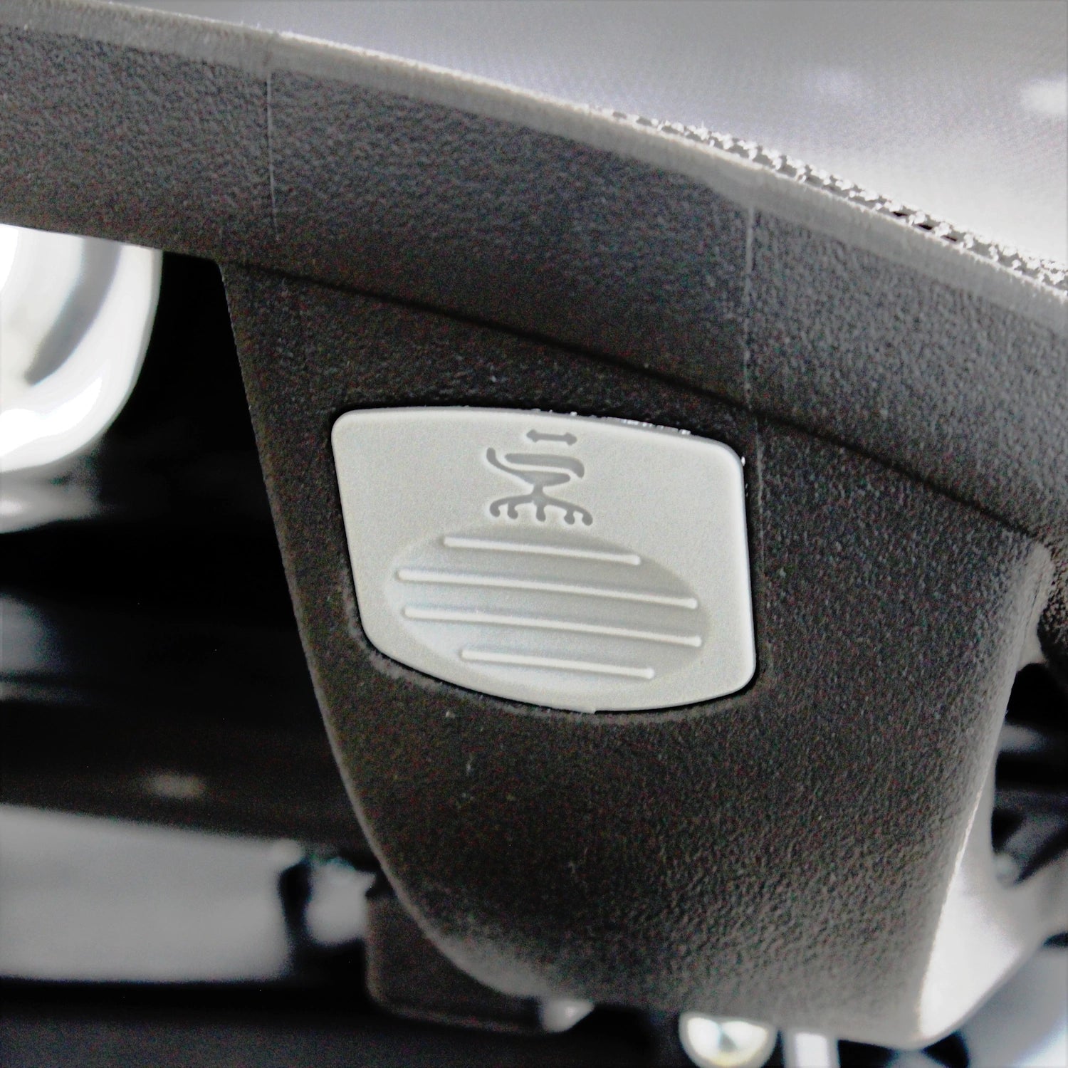 Ергономічне крісло сітчасте SL Hacker